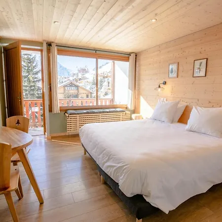 Les Lutins Ξενοδοχείο Λε Ντεζ Αλπ