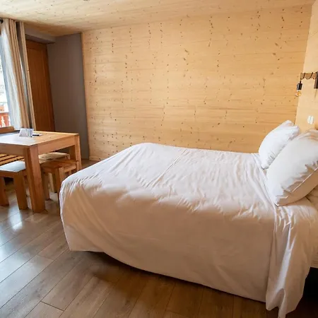 Les Lutins Λε Ντεζ Αλπ