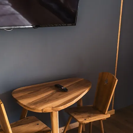 Les Lutins Λε Ντεζ Αλπ